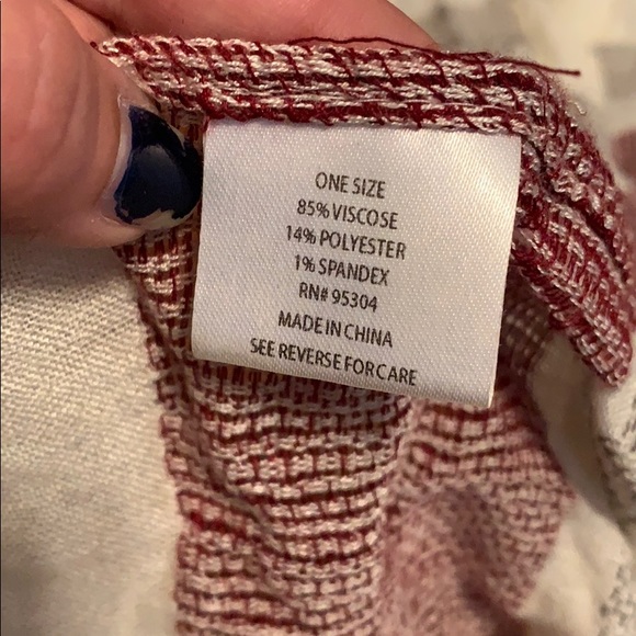 Scarf - Picture 4 of 4